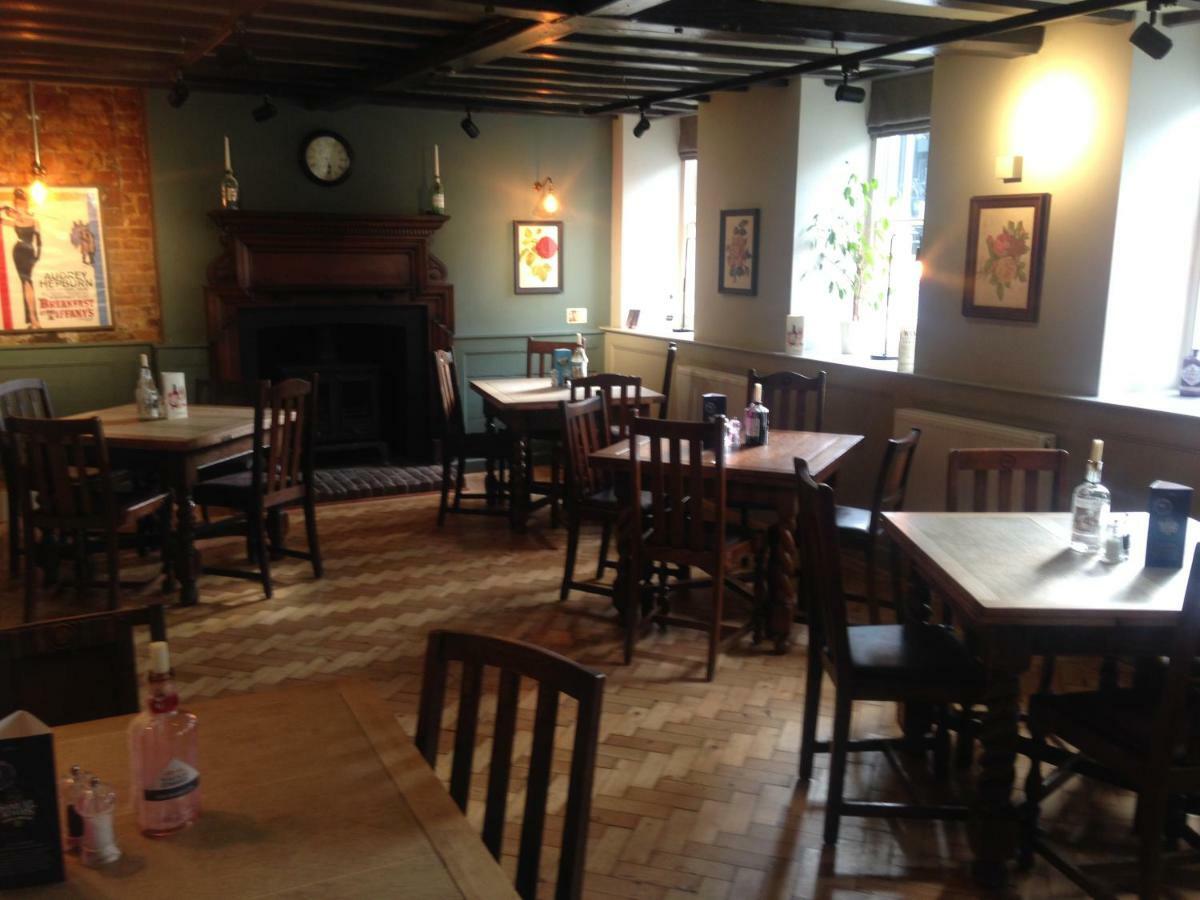 The Rose And Crown - Channel Tunnel Elham Экстерьер фото